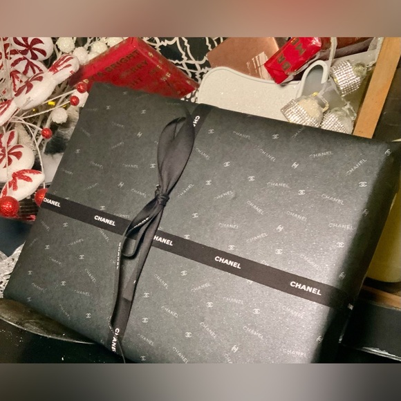 CHANEL Authentic WRAPPING PAPER VINTAGE - Picture 4 of 8